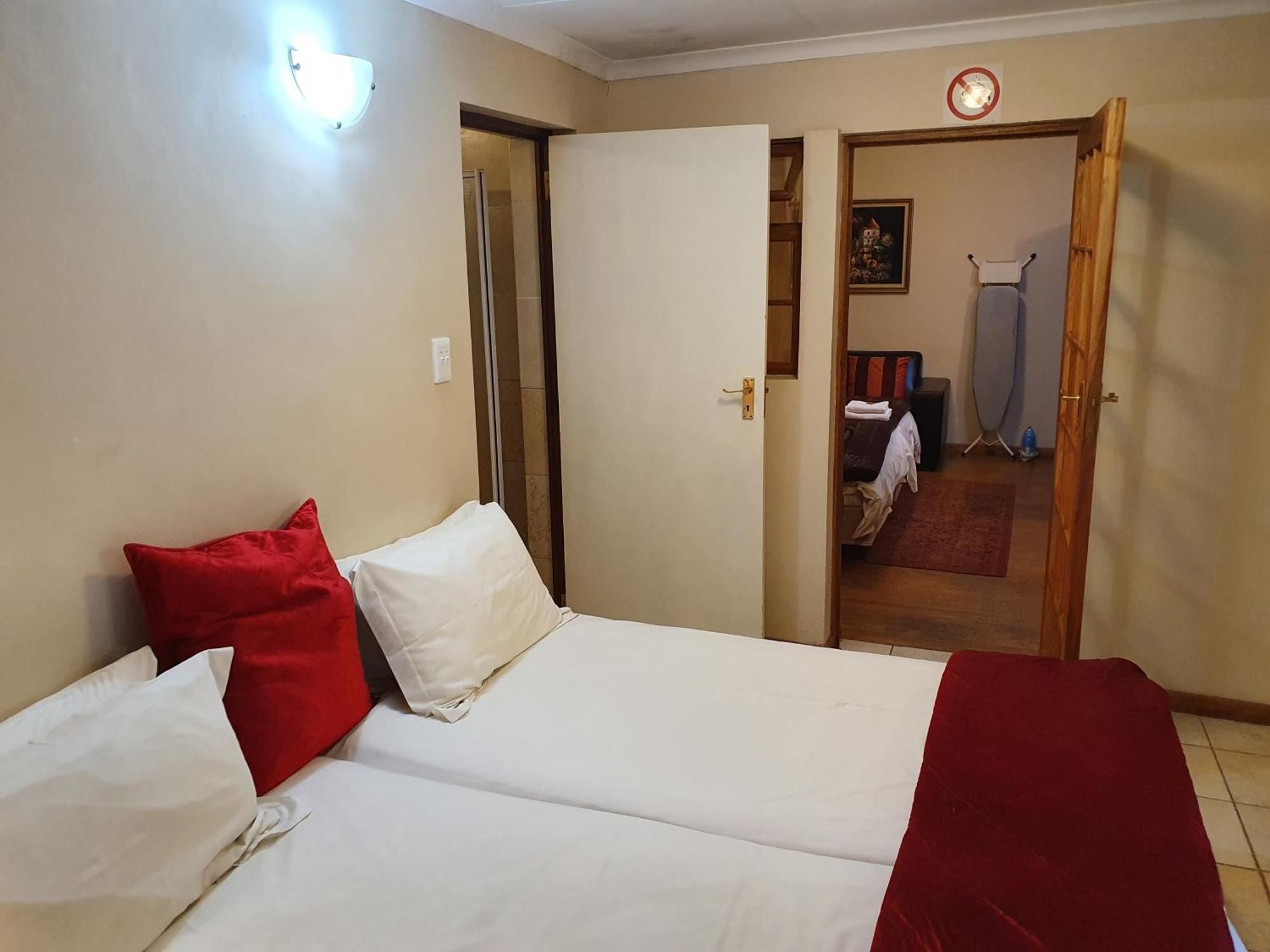 7Th Street Guesthouse Йоханнесбург Экстерьер фото